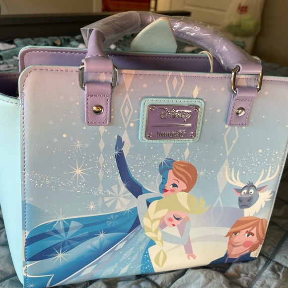 Loungefly Disney Frozen Elsa Olaf Anna Kristoff Castle Crossbody Bag/purse - Picture 7 of 12